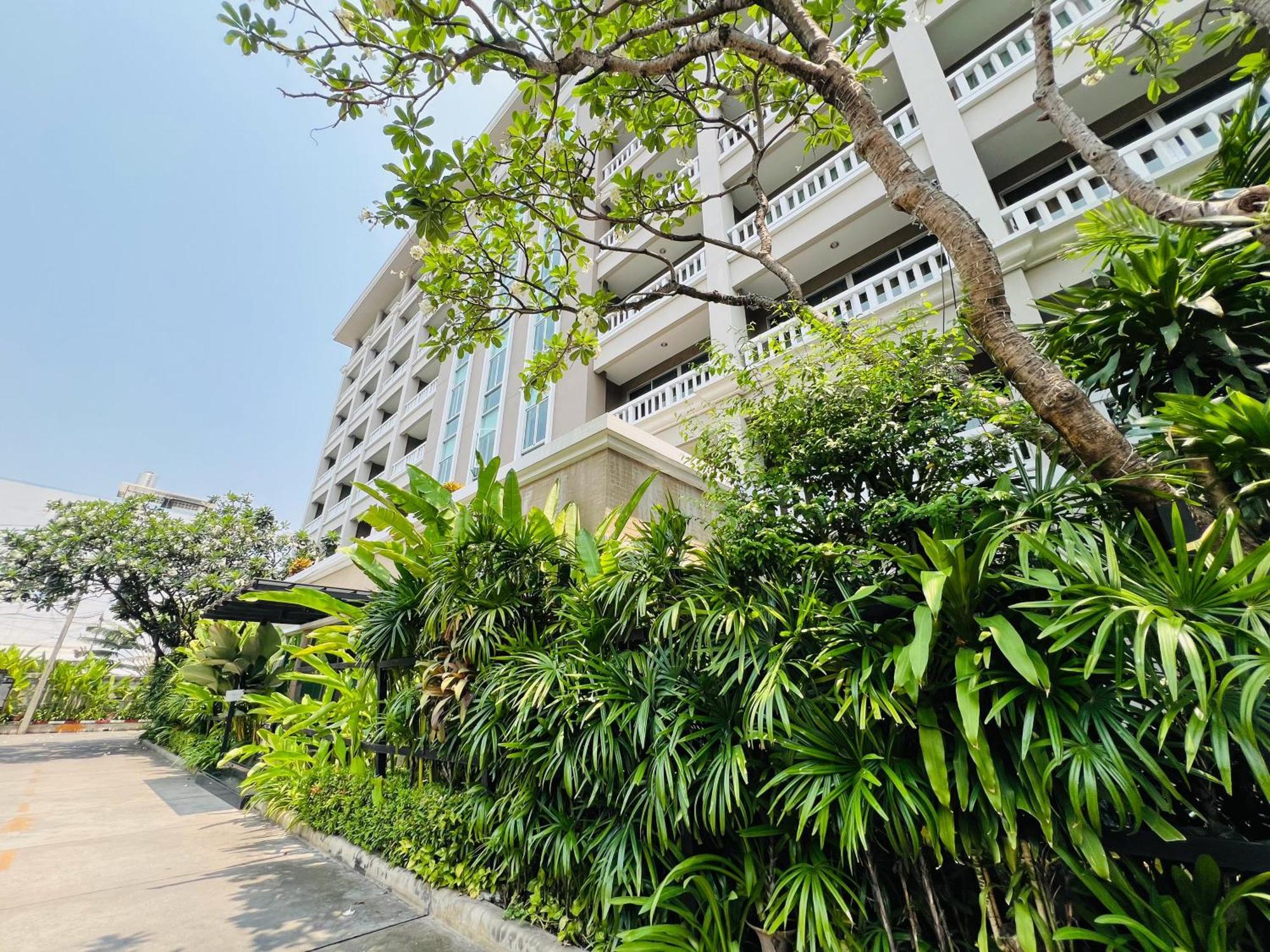 14 Place Bangkok Kültér fotó