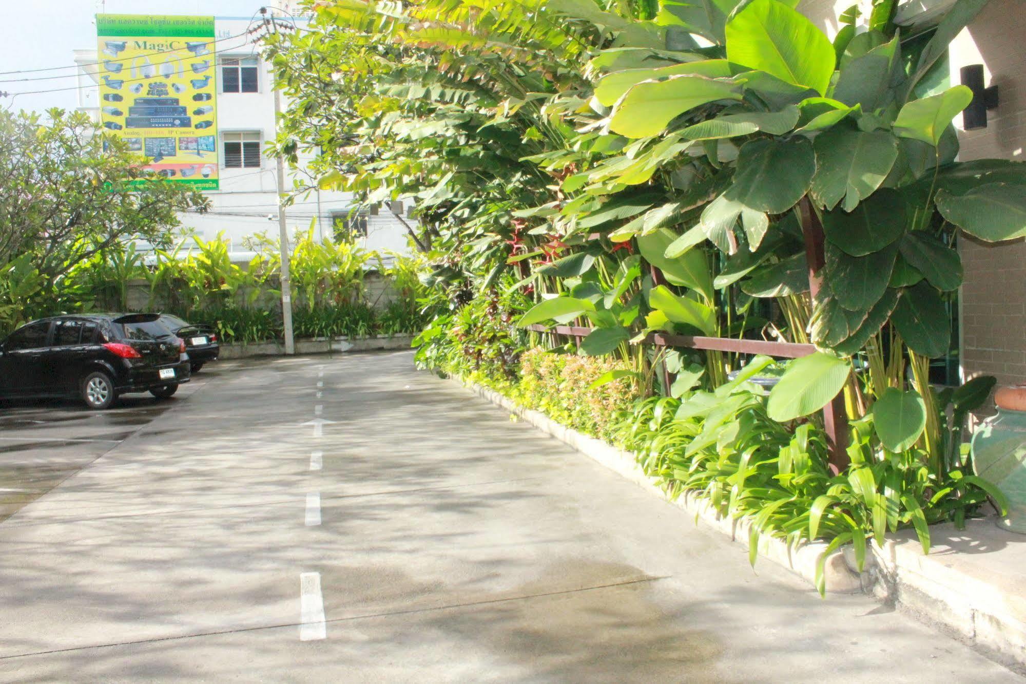 14 Place Bangkok Kültér fotó